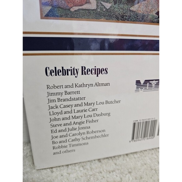 Michigan Cooks: Favorite Recipes From Friends of CS Mott Childrens Hospital - Picture 2 of 3